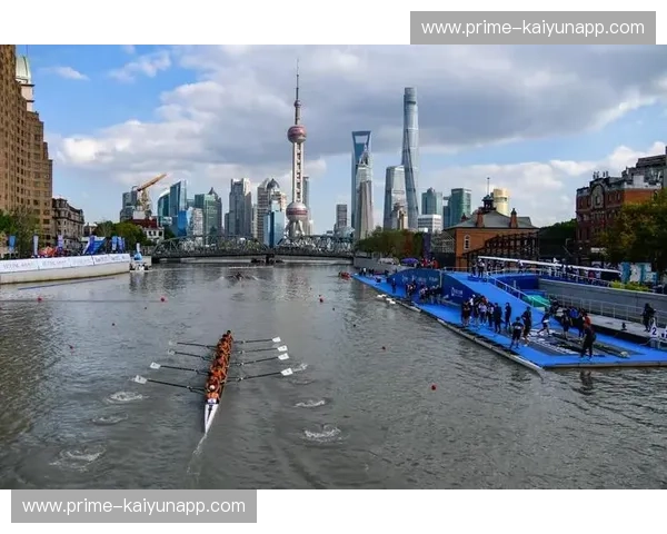 积分榜赛艇：用热血与策略划出属于你的巅峰航道